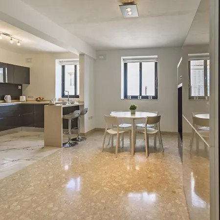 アパート Superlative 3br In The Heart Of By Buena Vista スリーマ