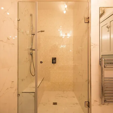 Superlative 3br In The Heart Of By Buena Vista *