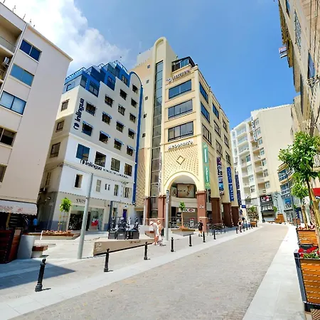 Superlative 3br In The Heart Of By Buena Vista *